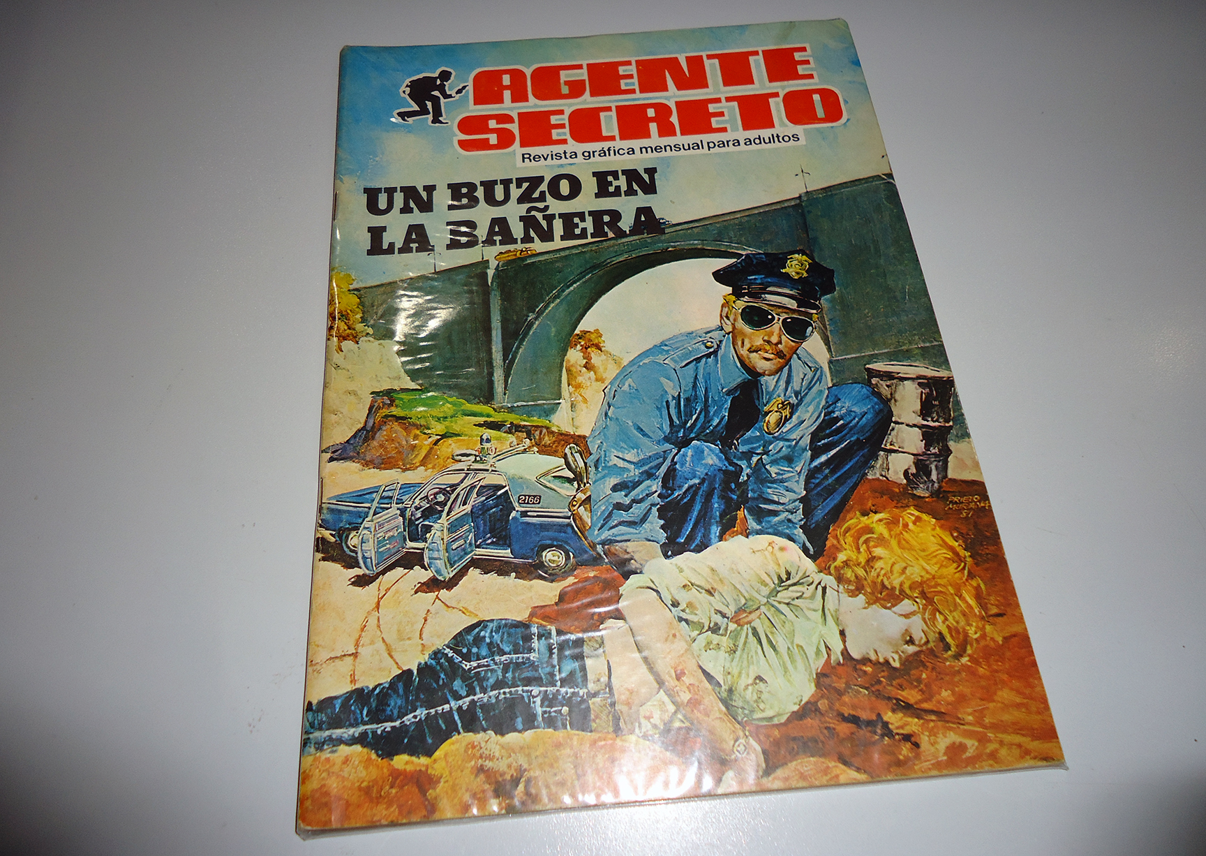 Agente Secreto Nº 10: Un Buzo En La Bañera