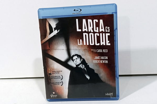 Larga es la Noche (BLU-RAY)
